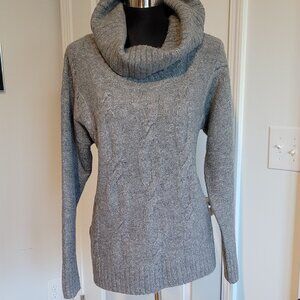 DKNY Women's SIZE LARGE Gray Cable Knit Oversize Cowl Neck slit-side sweater